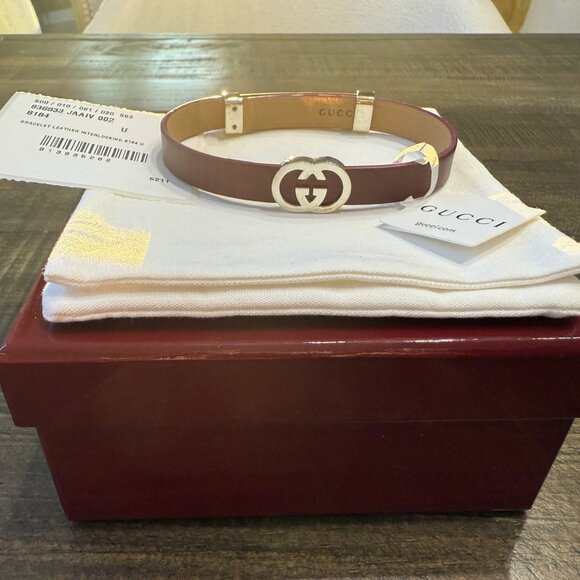 New Gucci Interlocking leather bracelet (Rosso Ancora red leather) - Picture 3 of 6